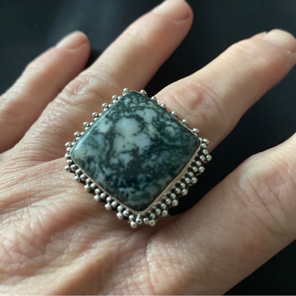 Moss Agate square Sterling silver ring. Size 10 - Picture 5 of 5